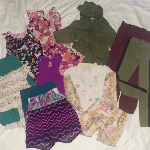 Huge lot of Kids clothes BACK 2 SCHOOL outfits~Old Navy-GIRLS SIZE S 6/6X - Picture 5 of 5